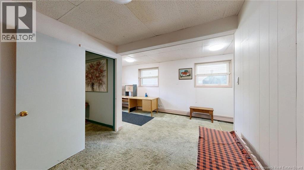 886 Millidge Avenue - Image 24