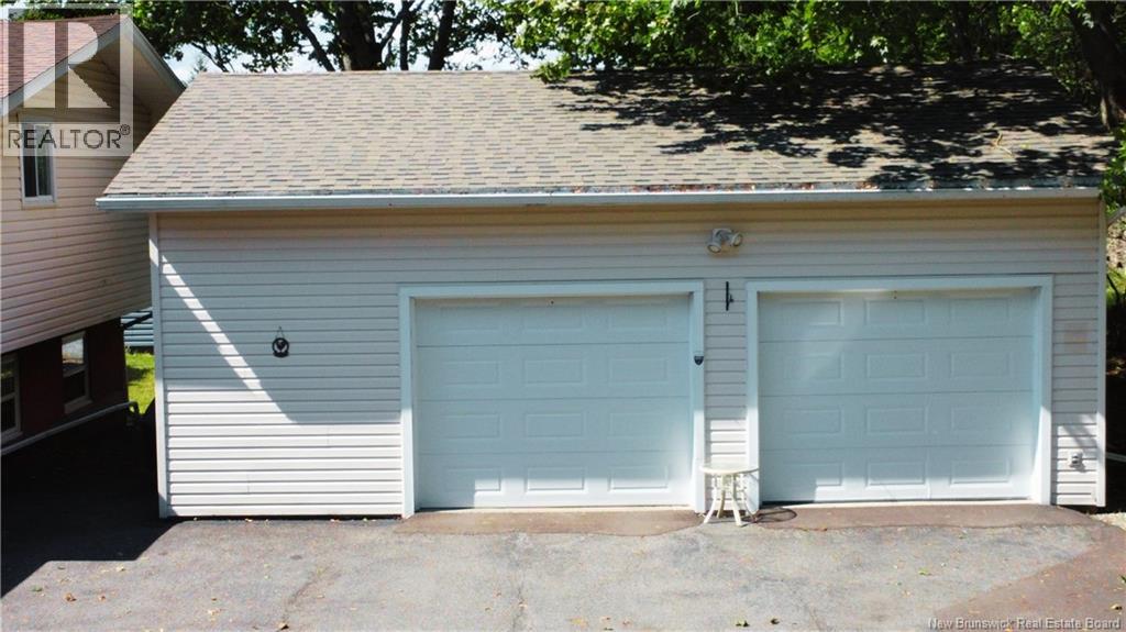 886 Millidge Avenue - Image 32