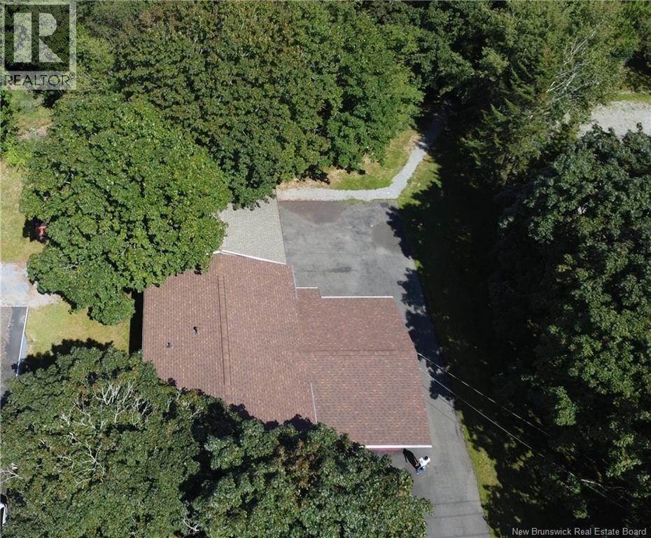886 Millidge Avenue - Image 40