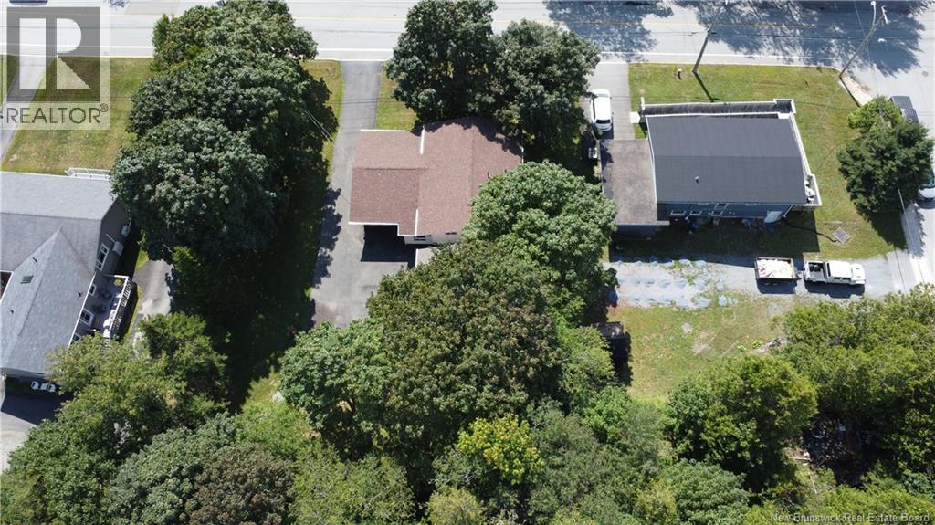 886 Millidge Avenue - Image 41