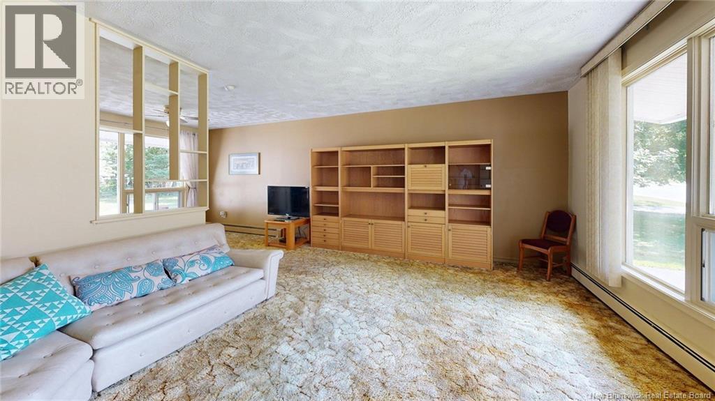 886 Millidge Avenue - Image 5