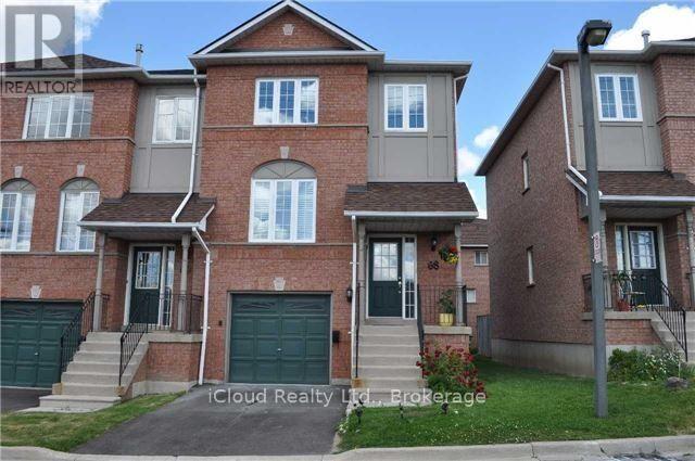 Photo of 2398 Britannia Road