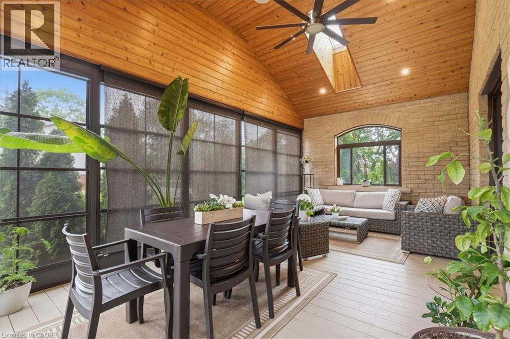 2371 SNYDERS Road E - Image 17