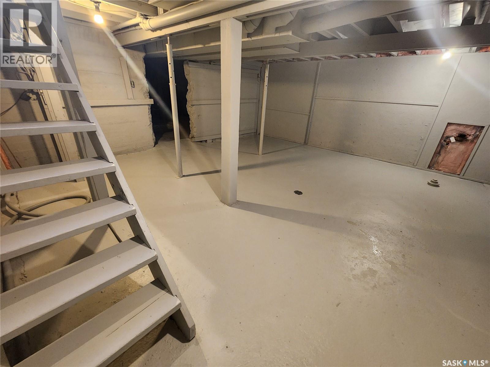 430 3rd STREET - Image 35