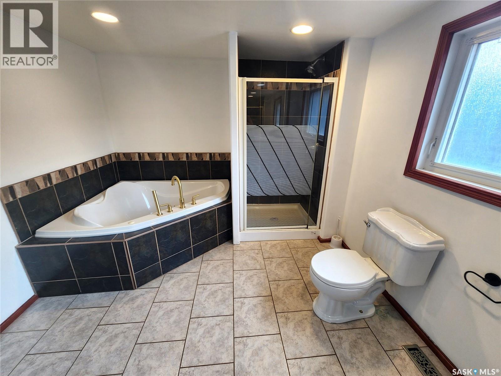 430 3rd STREET - Image 32