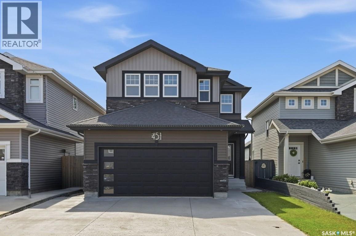 451 Veltkamp CRESCENT