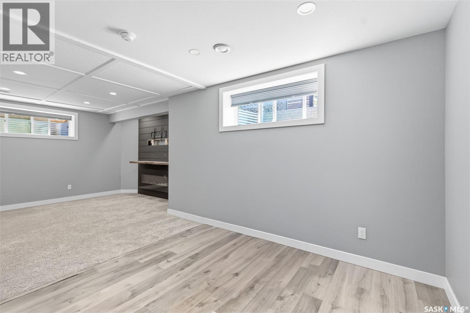 451 Veltkamp CRESCENT - Image 31