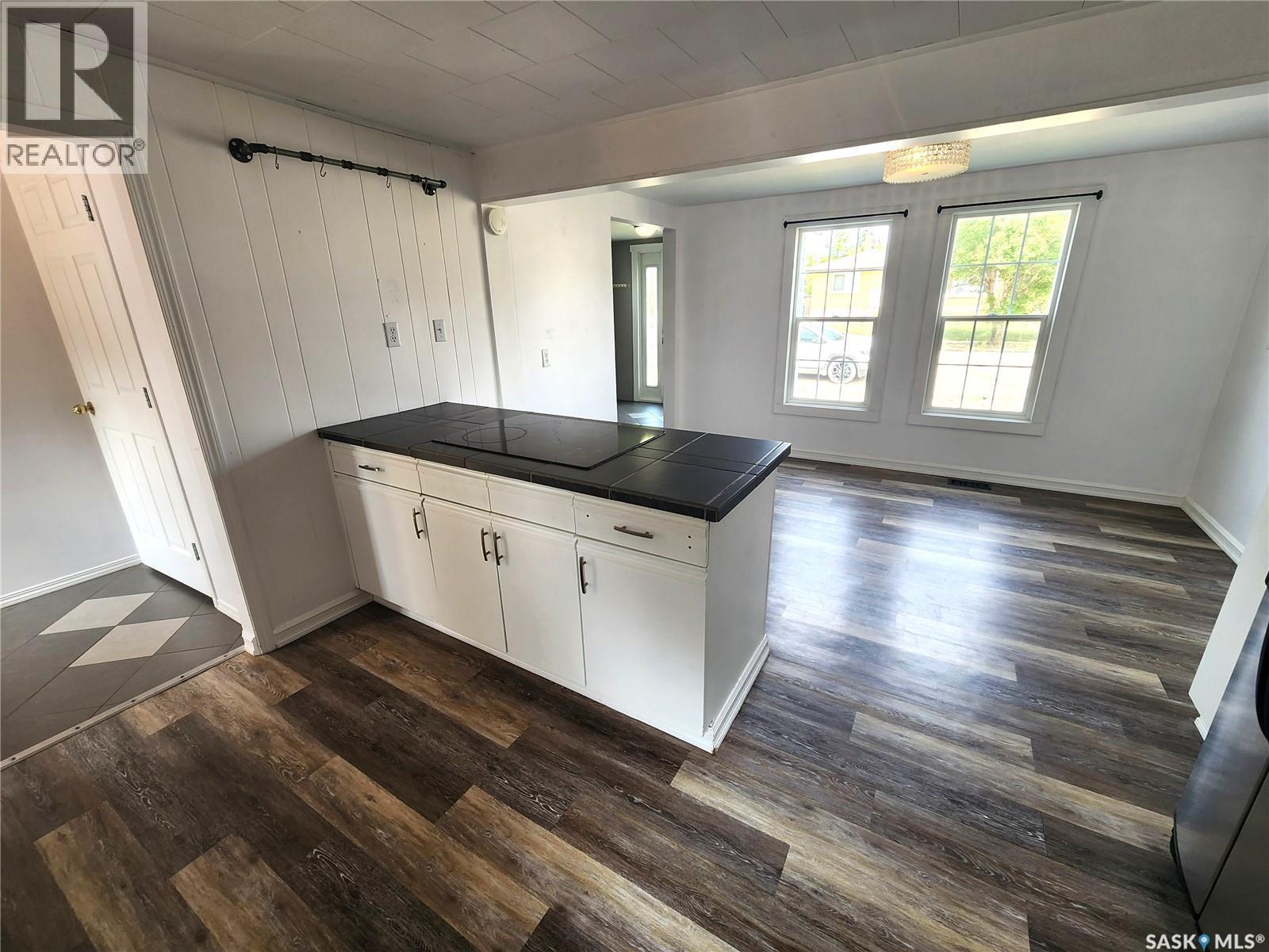 430 3rd STREET - Image 9