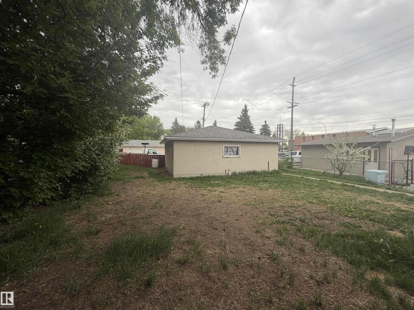 13207 117 ST NW - Image 23