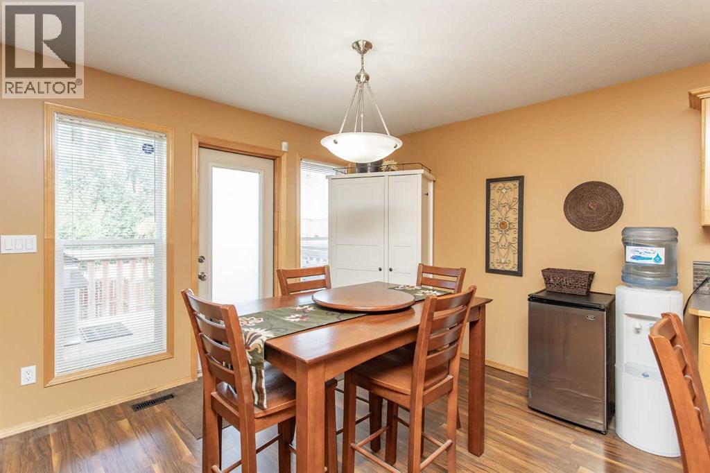 Listing photo – 717 Lancaster Drive, Red Deer