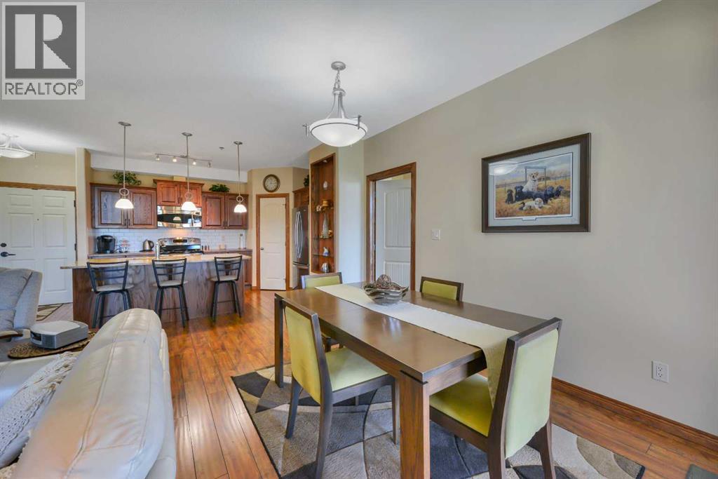 Listing photo – 206, 5213 61 Street, Red Deer