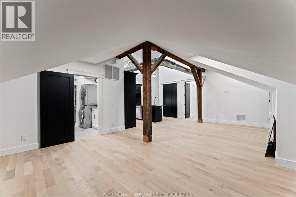 #404 247 BROCK STREET - 22