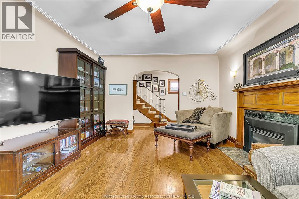 2275 VICTORIA AVENUE - Image 7