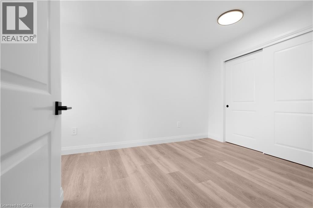 220 Heiman Street — photo 16