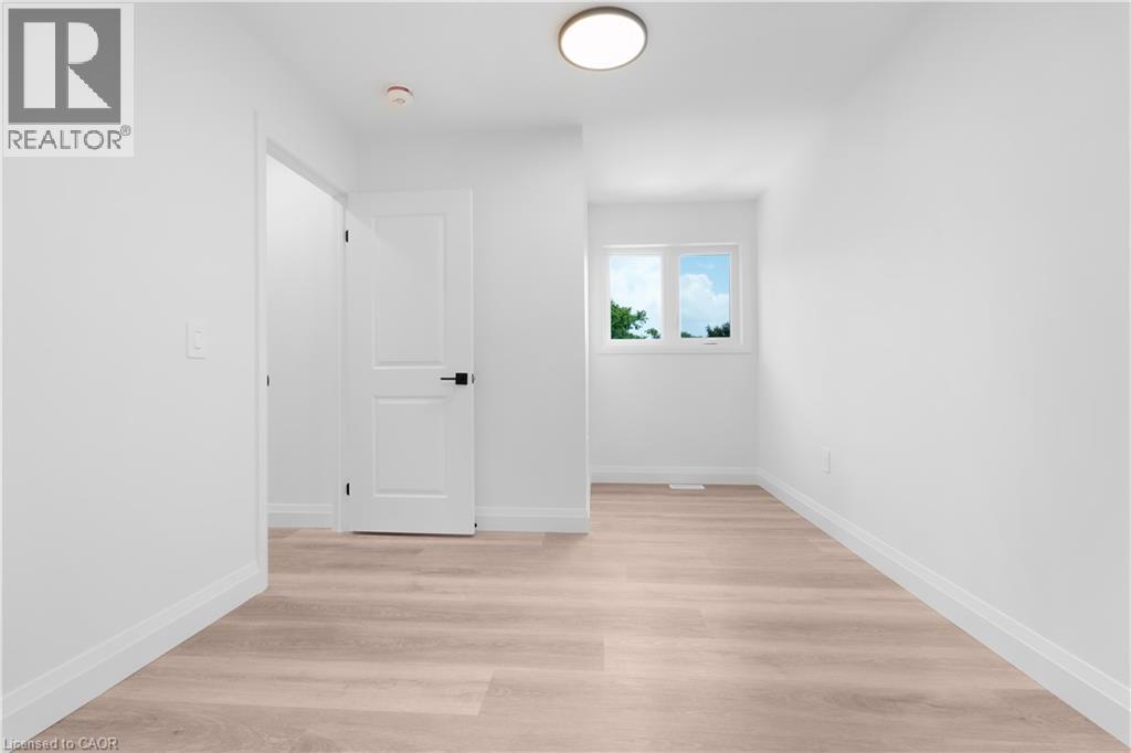 220 Heiman Street — photo 17