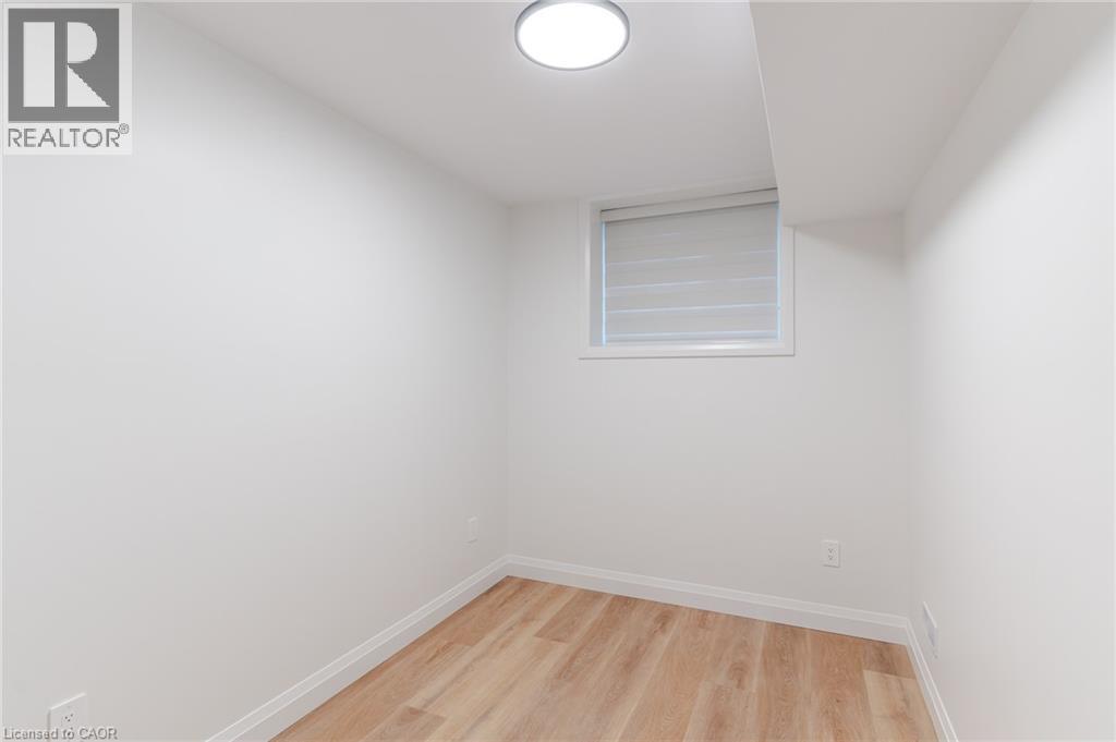 220 Heiman Street — photo 8