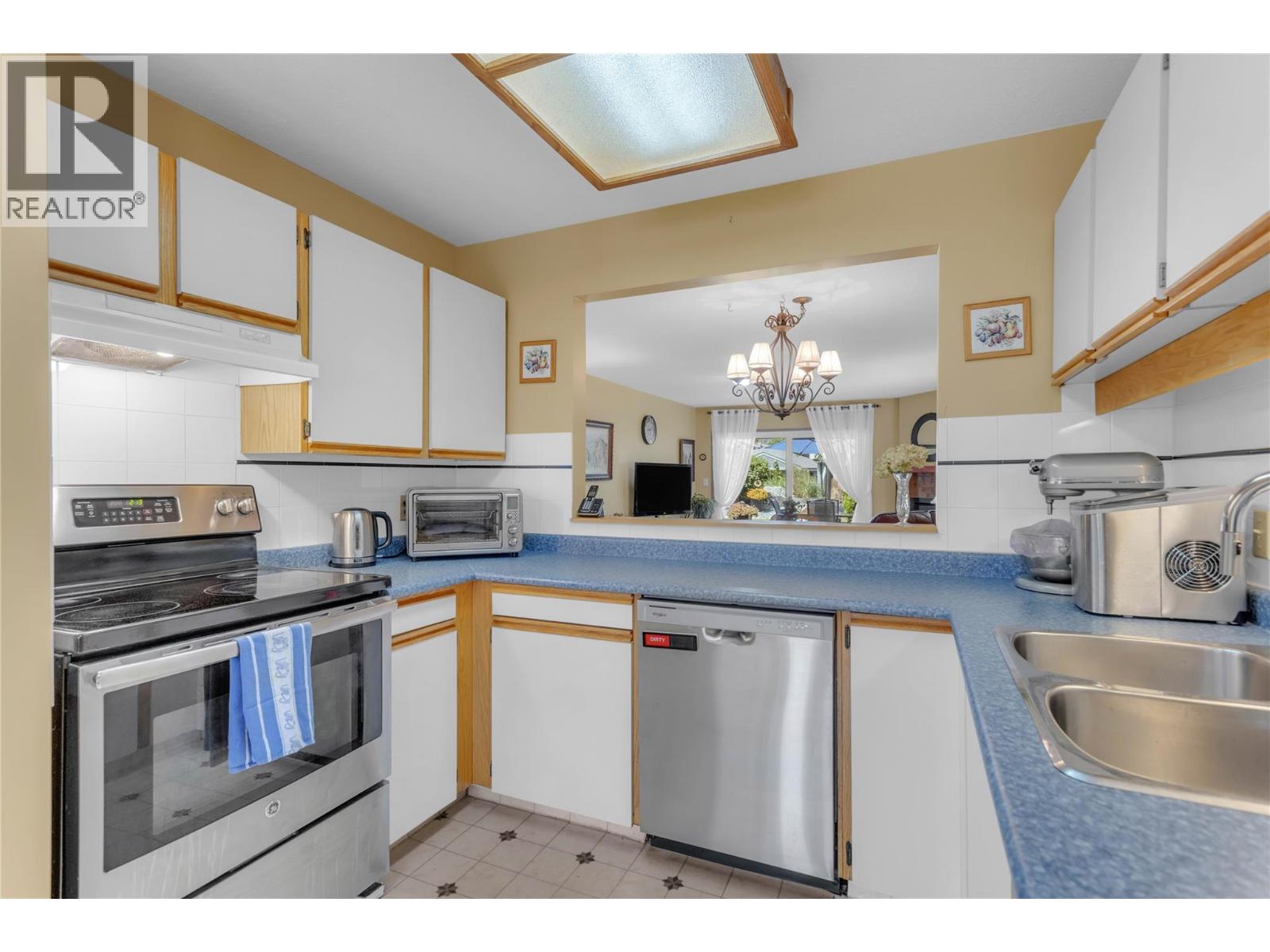 220 1765 Leckie Road, Kelowna