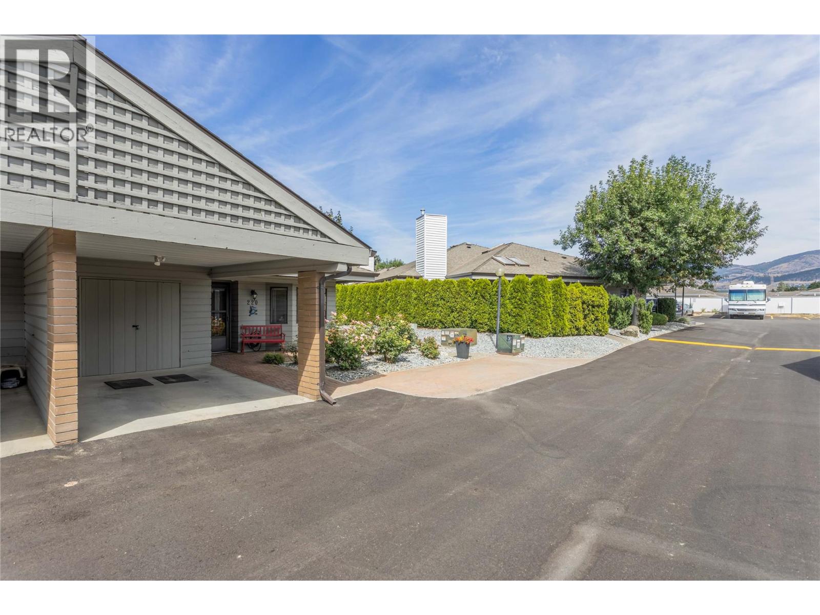 220 1765 Leckie Road, Kelowna