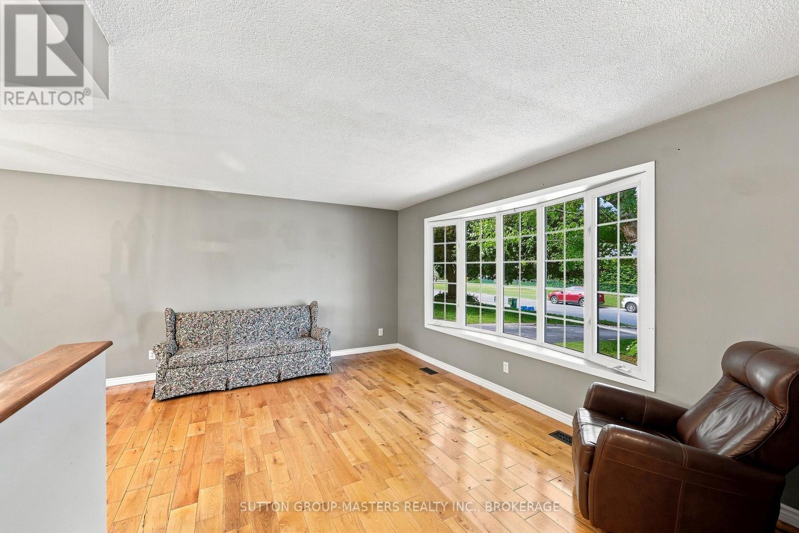 795 SAFARI DRIVE - Image 14