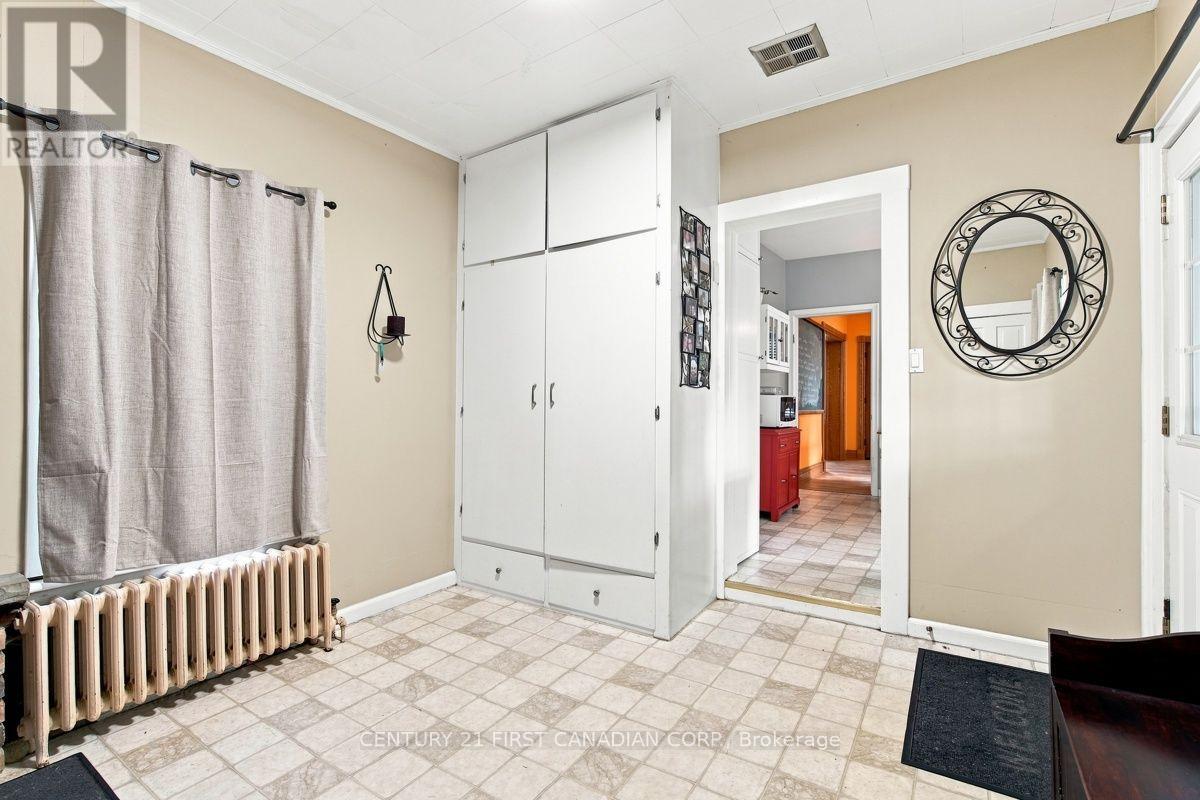 168 GRAHAM ROAD - Image 25