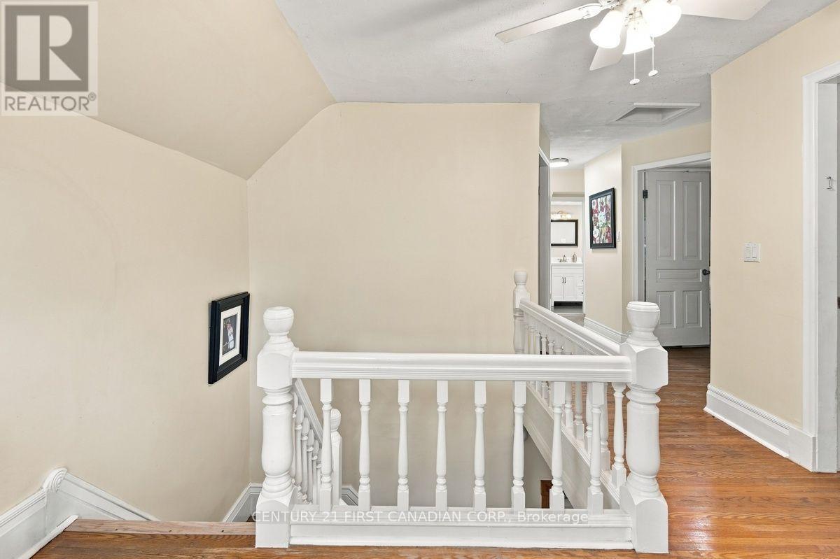 168 GRAHAM ROAD - 29