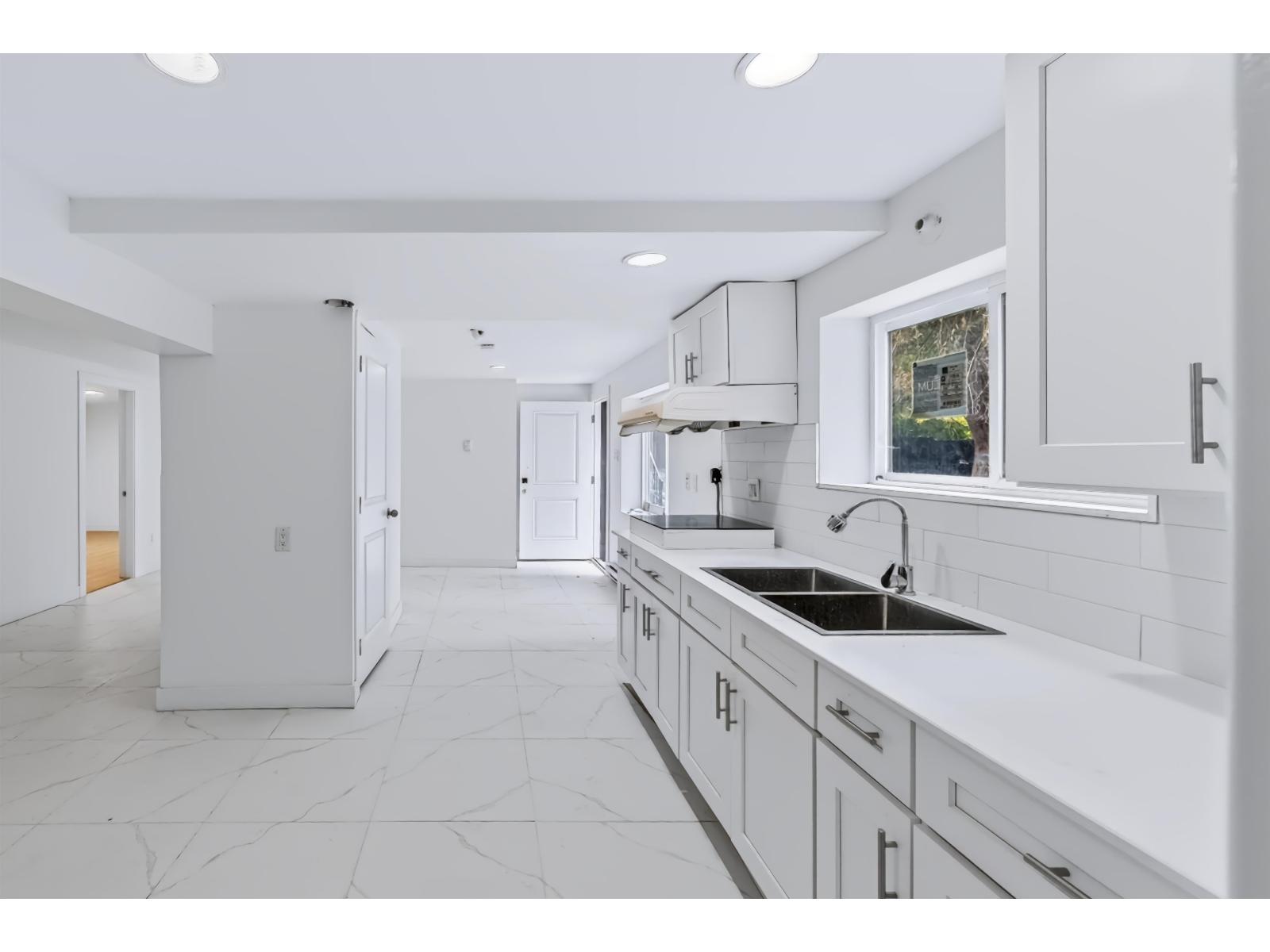 31753 HILLCREST AVENUE, Mission