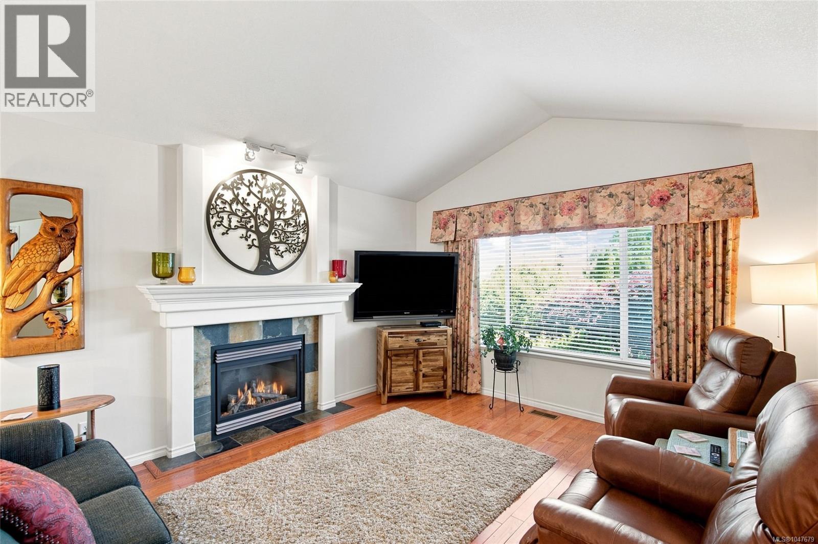 6055 Brickyard Rd - 5
