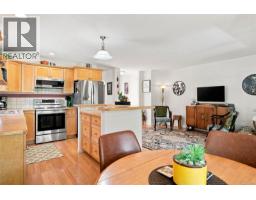 Dining nook - 6055 Brickyard Rd, Nanaimo, BC V9V1K3 Photo 8