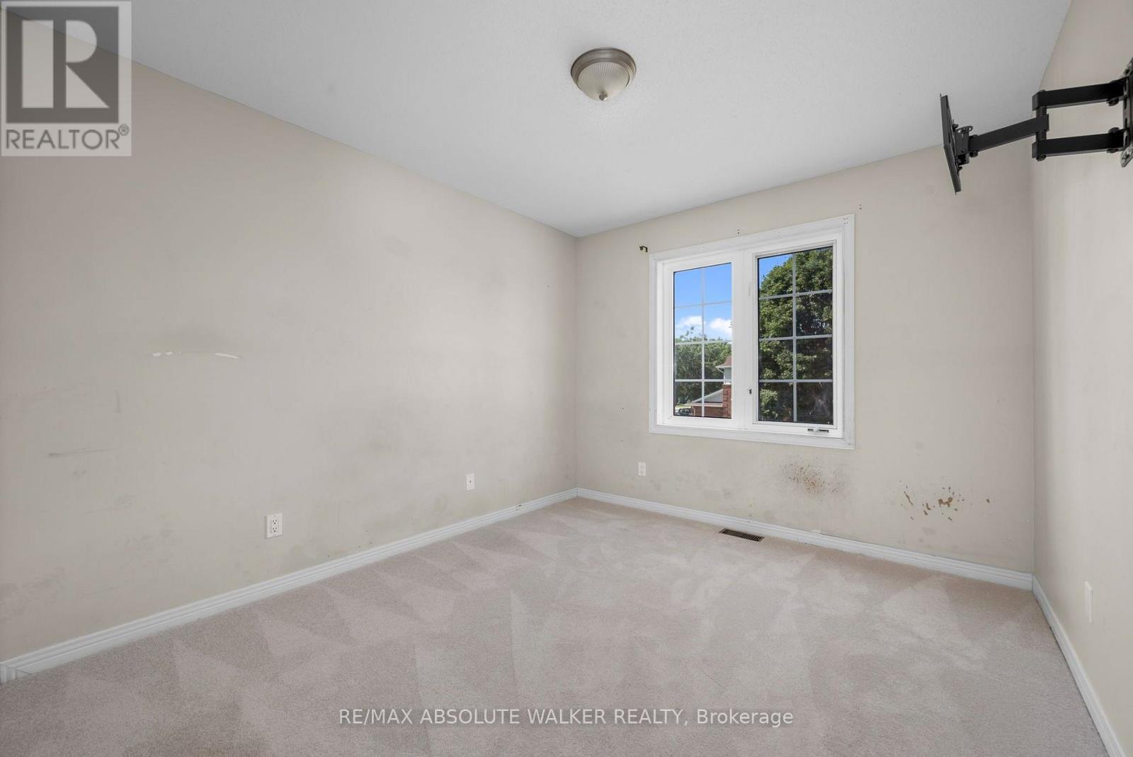 664 WILD SHORE CRESCENT - Image 24