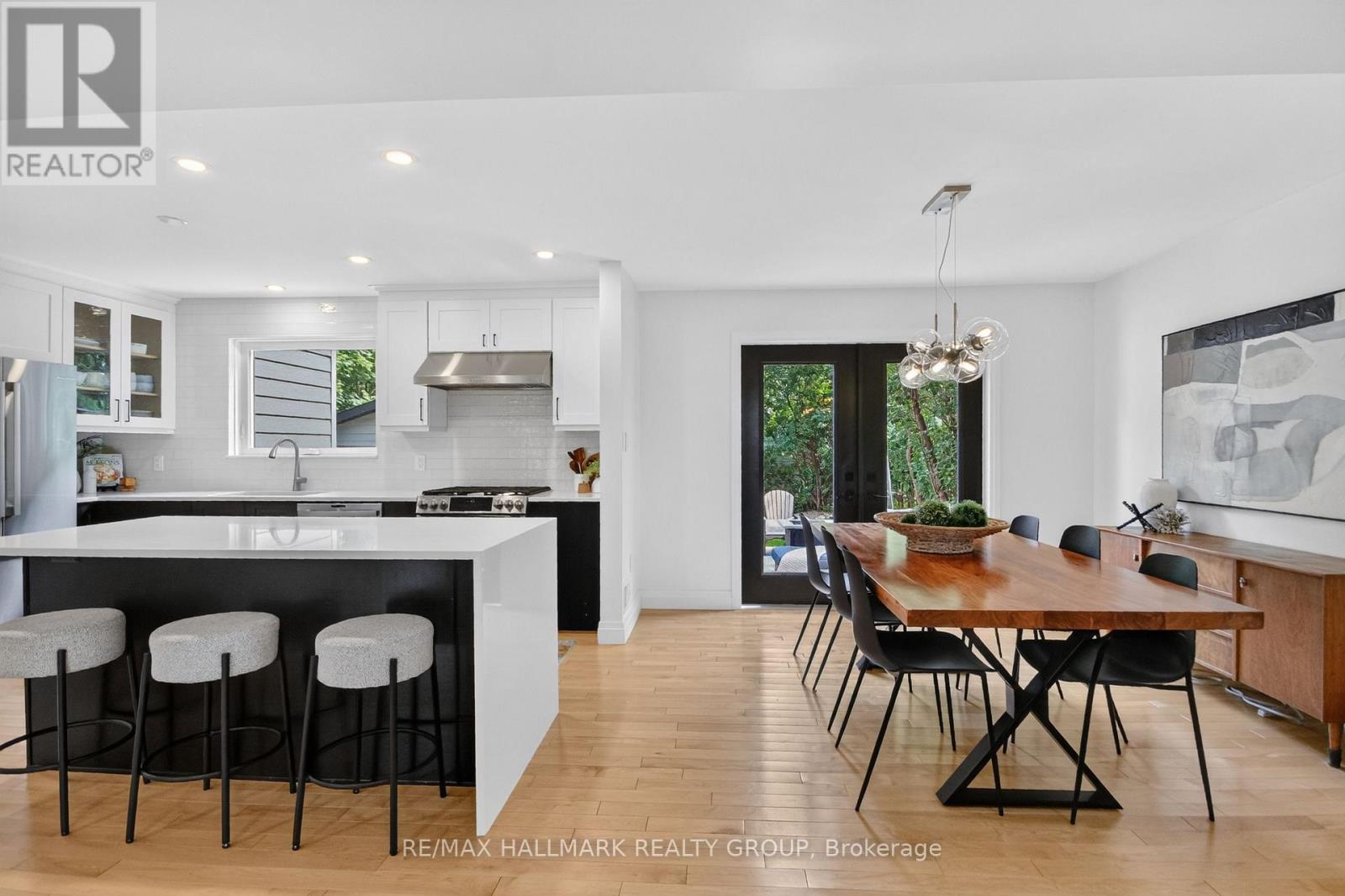 1677 ABBEY ROAD - Image 19