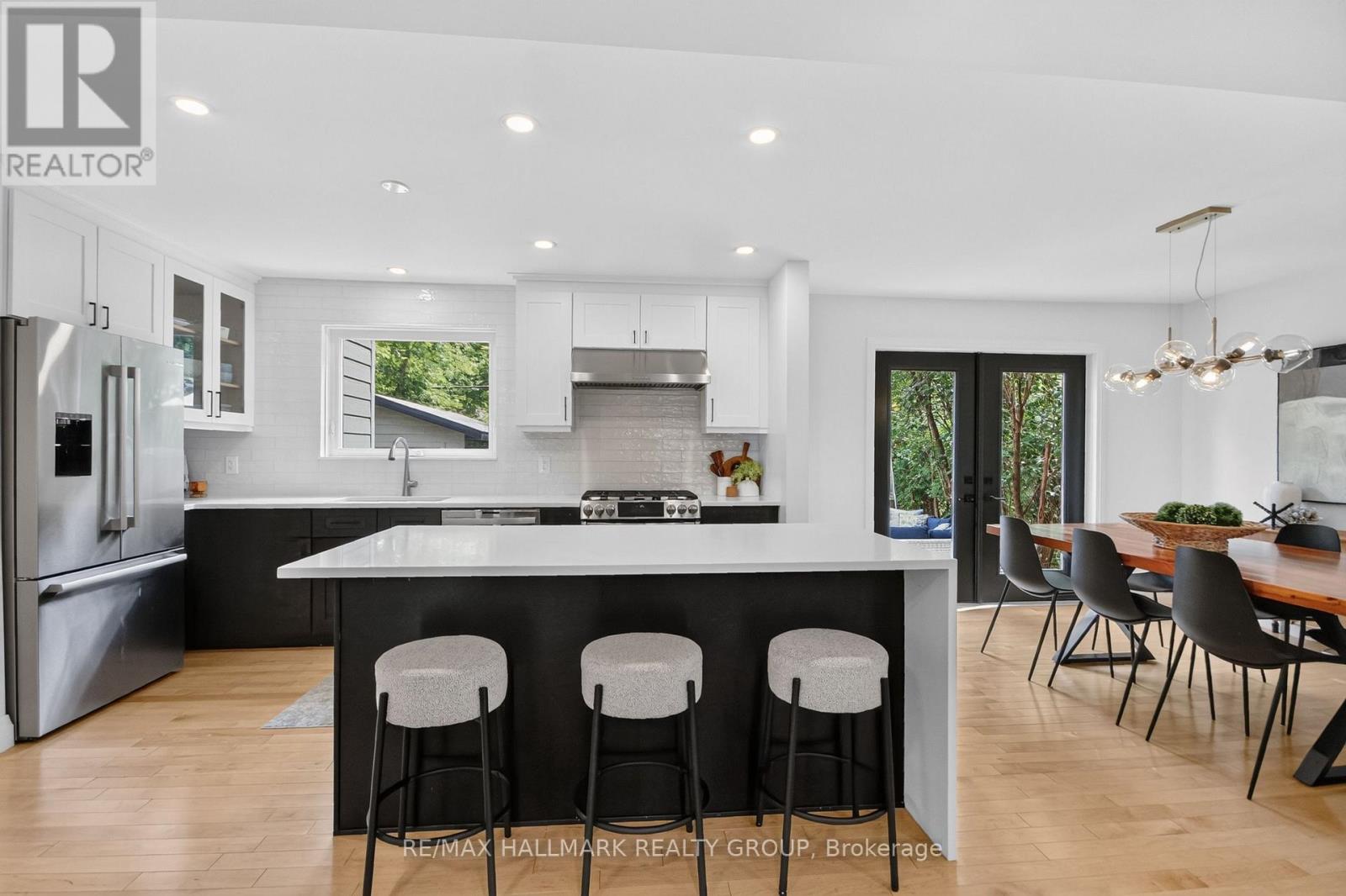 1677 ABBEY ROAD - Image 20