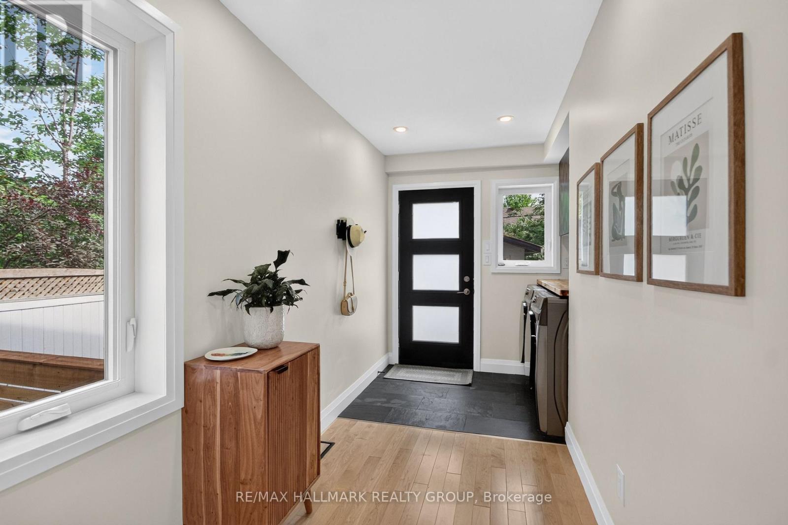 1677 ABBEY ROAD - Image 25