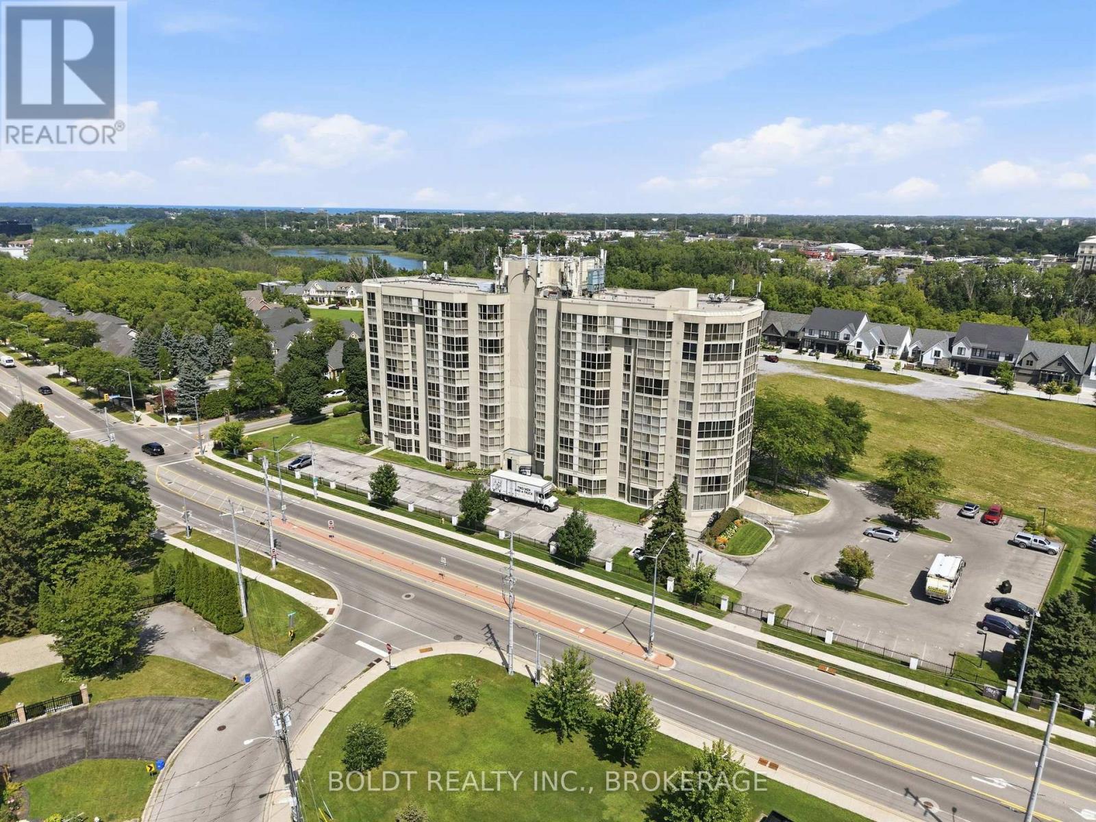 #306 162 MARTINDALE ROAD - 39