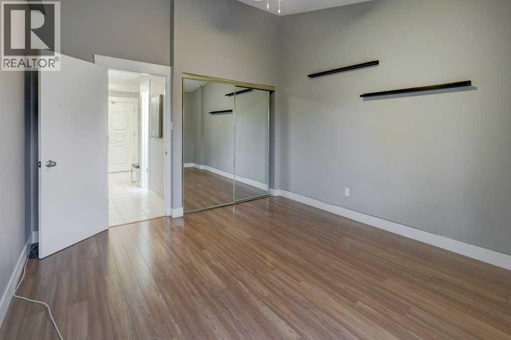 #1405 201 Braeglen Close SW - 24