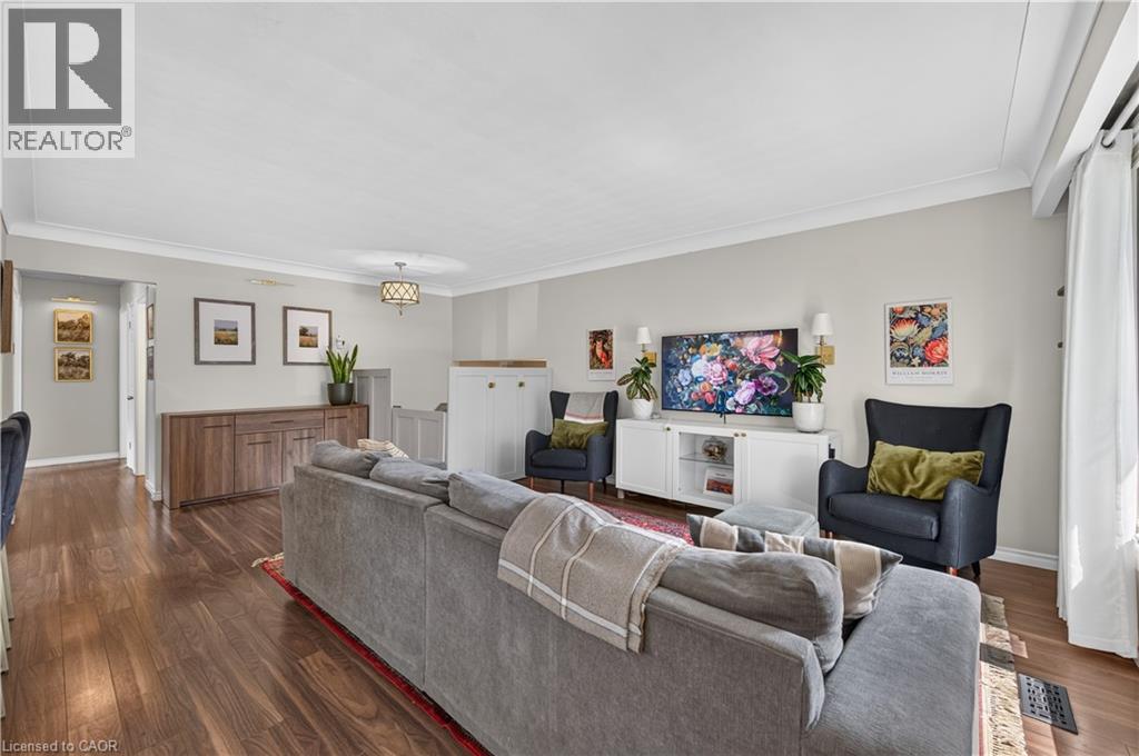 118 TYRONE Drive - Image 9