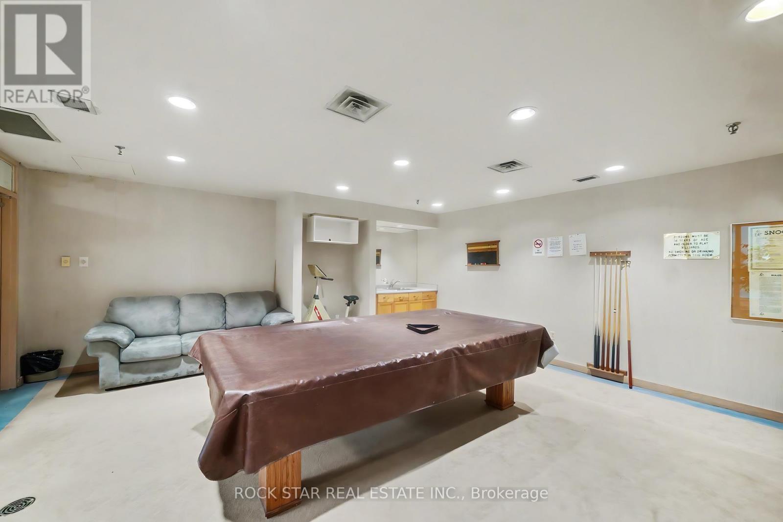 #701 5 KENNETH AVENUE - Image 37