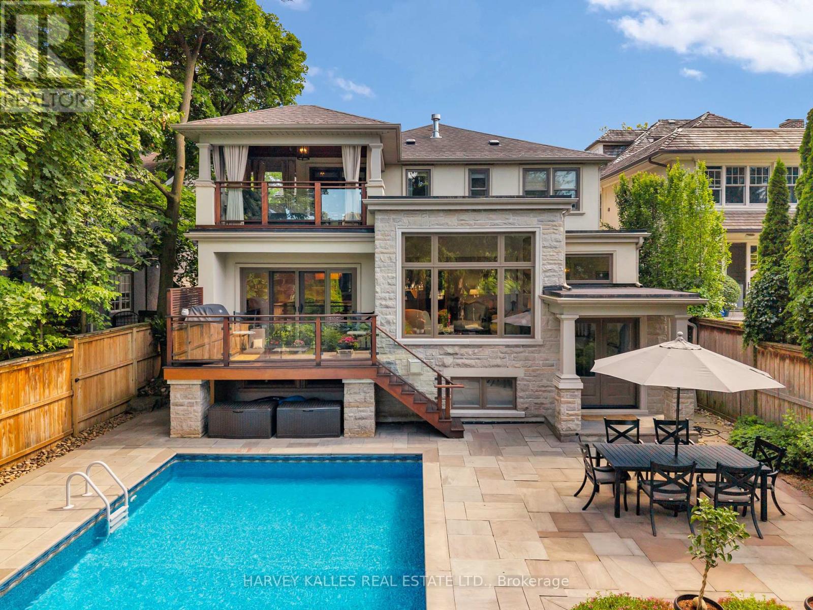 Listing photo of 72 TEDDINGTON PARK AVENUE