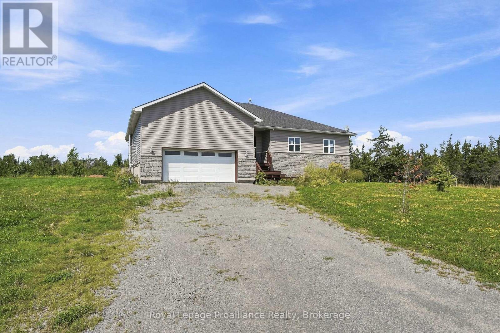 402 BLACK ROAD - 3