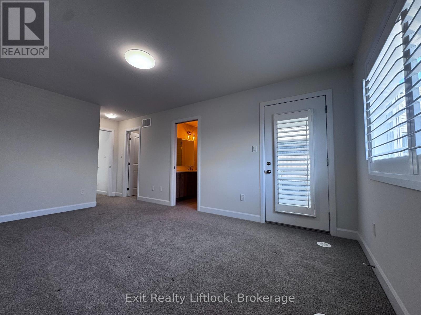 949 BAMFORD TERRACE - 16