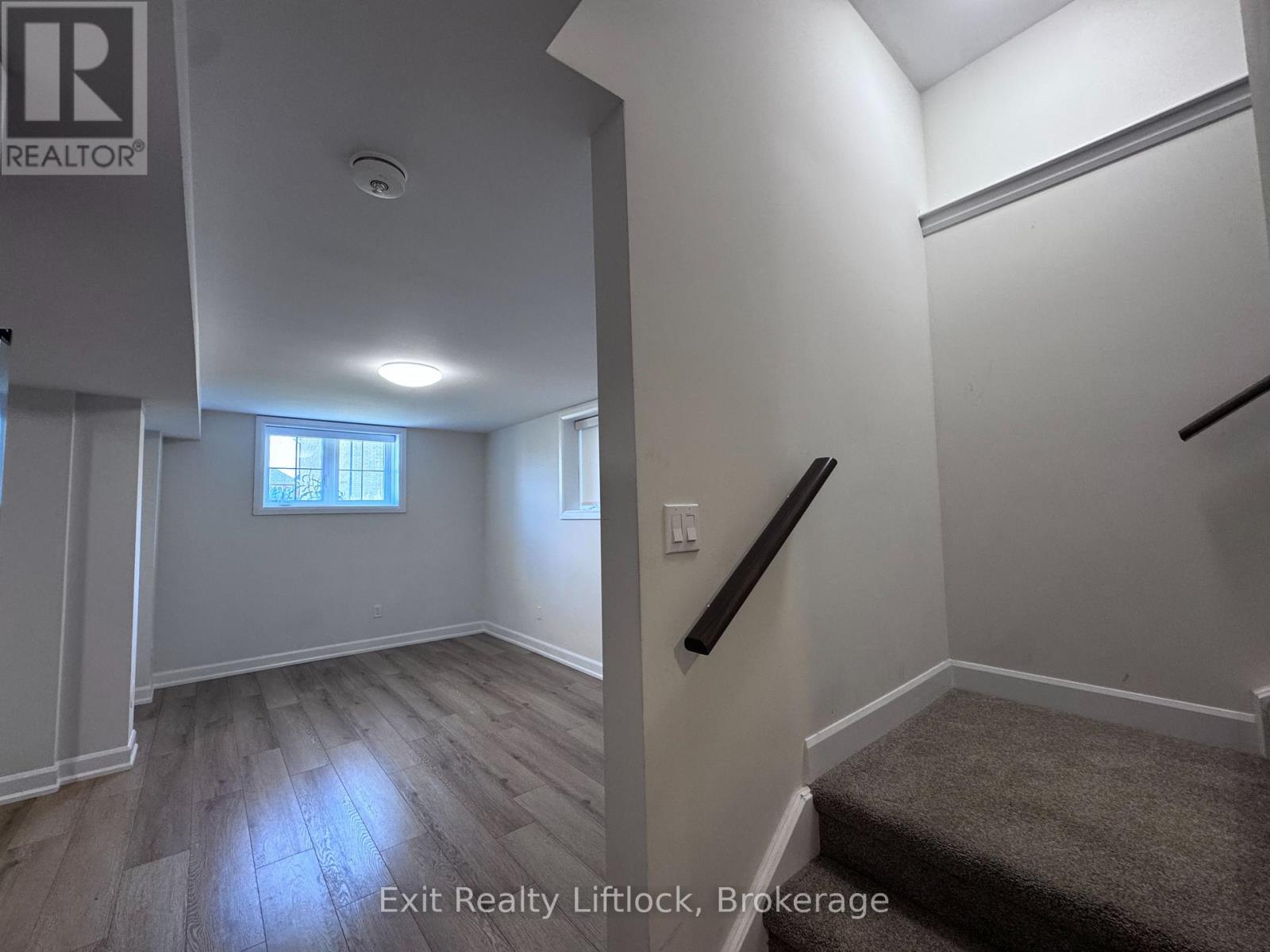 949 BAMFORD TERRACE - Image 22