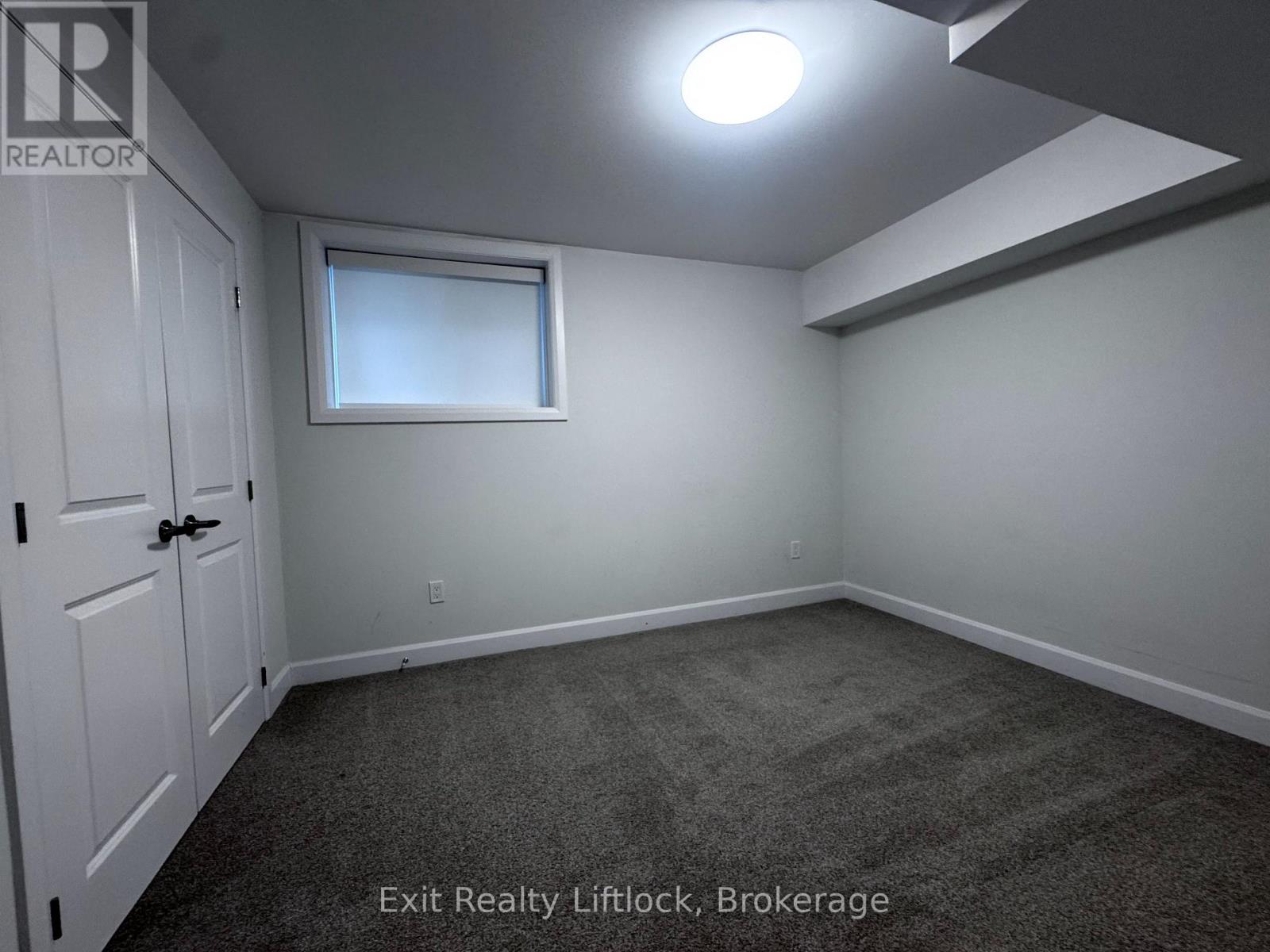 949 BAMFORD TERRACE - 26