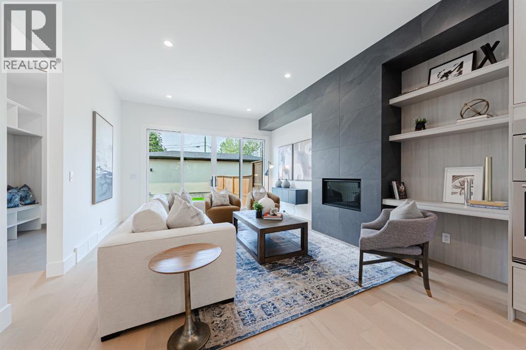 2302 Osborne Crescent SW - 10