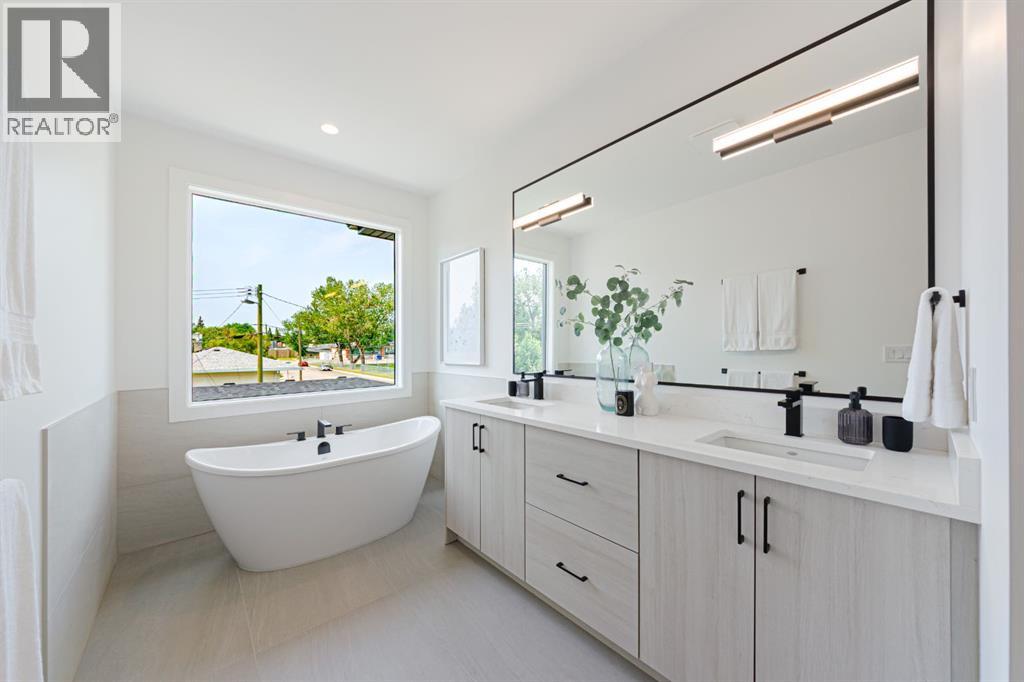 2302 Osborne Crescent SW - 18