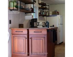 99 Teddy Bear Lane, South Bruce Peninsula, ON N0H2T0 Photo 13