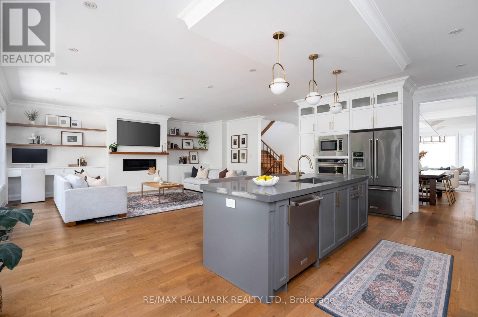 136 GLENWOOD CRESCENT - 14