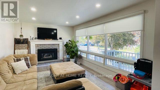 251 MILL STREET N - 3