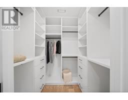 116 Lee Avenue, Toronto, ON M4E2P3 Photo 21