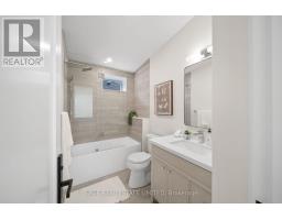 116 Lee Avenue, Toronto, ON M4E2P3 Photo 30
