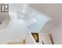 116 Lee Avenue, Toronto, ON M4E2P3 Photo 31