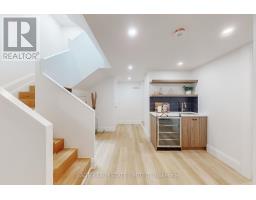116 Lee Avenue, Toronto, ON M4E2P3 Photo 36